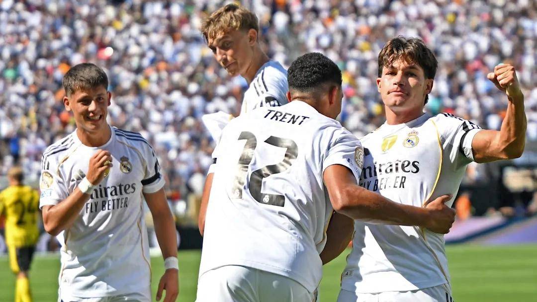 天行体育-皇家马德里中场发挥出色，帮助球队晋级(皇家马德里出场阵容)